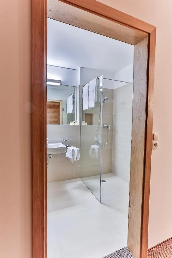 Lizum 1600 | Kompetenzzentrum Snowsport Tirol Axamer Lizum Hotel